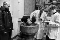 /album/velikonocni-vigilie-a-krest-katechumenu-4-4-2026-foto-jan-bezucha/bila-nedele-antonin-2026-030-jpg/